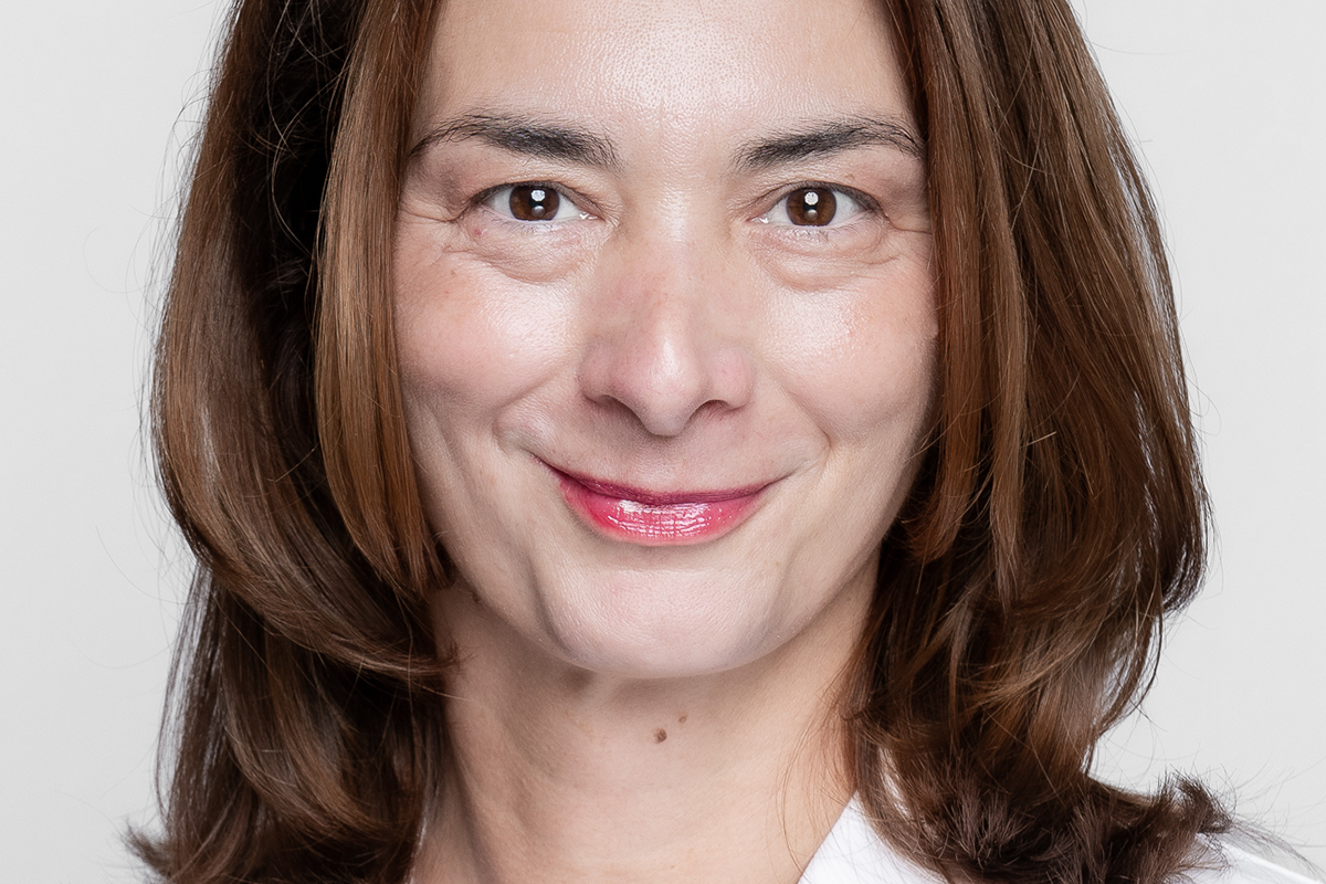 Dr. med. Raluca Modreanu