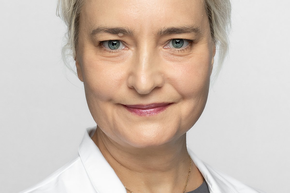 Dr. med. Bettina Jerosch